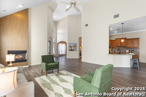 listing main picture