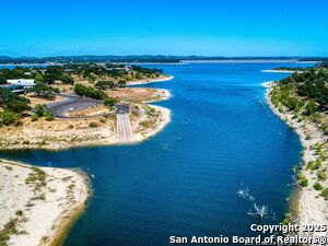 listing main picture