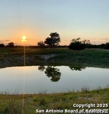 listing main picture