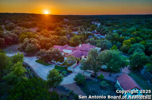 listing main picture