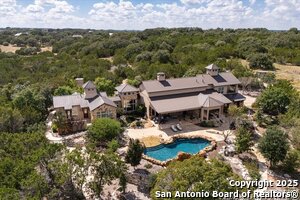 listing main picture