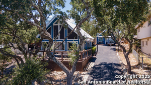 listing main picture