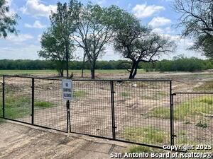 listing main picture