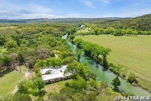 listing main picture