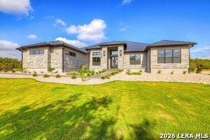 listing main picture