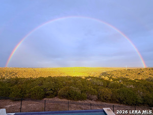 listing main picture