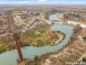 listing main picture