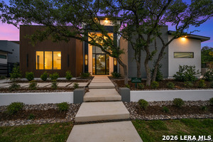 listing main picture