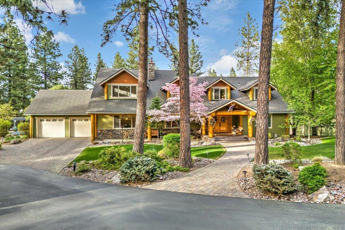 listing main picture