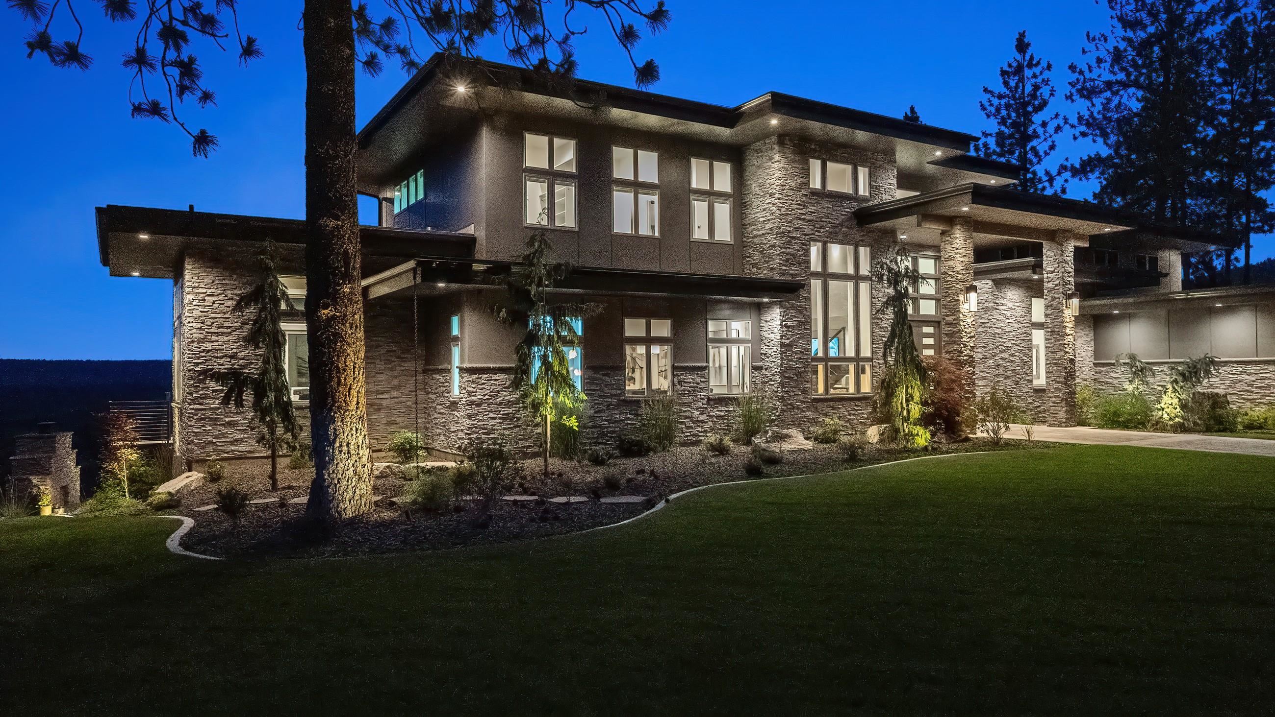 listing main picture