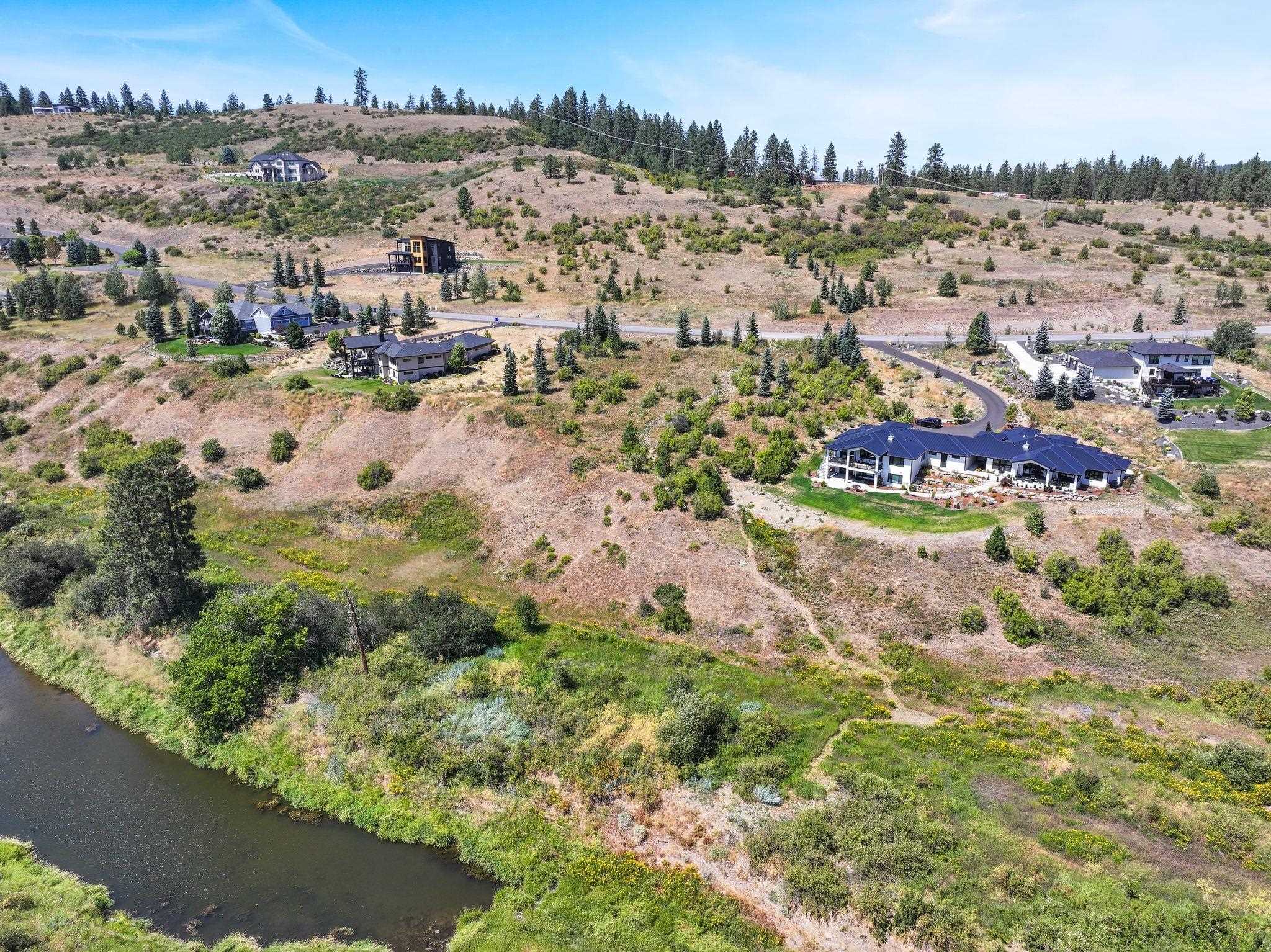 listing main picture