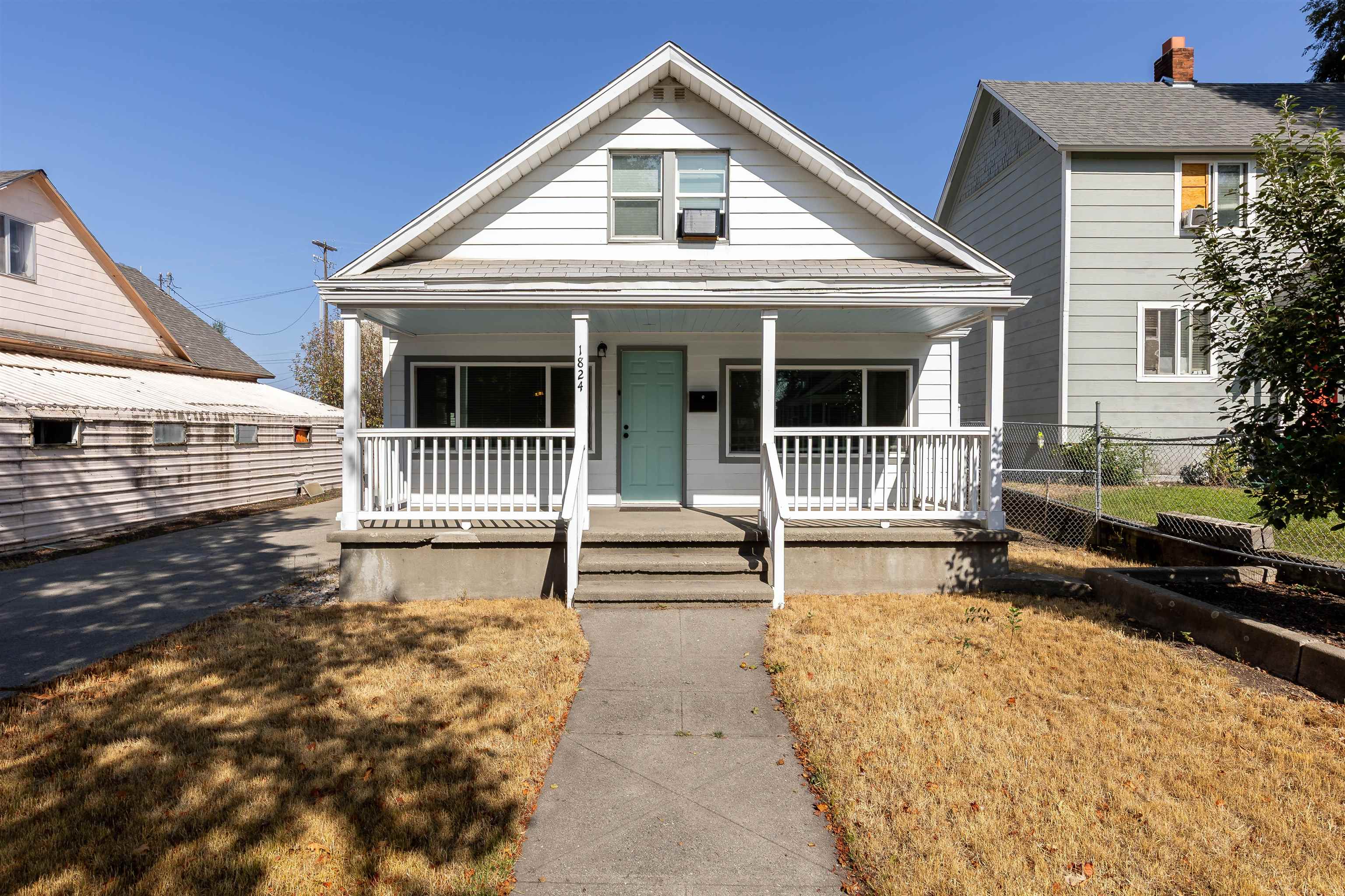 listing main picture