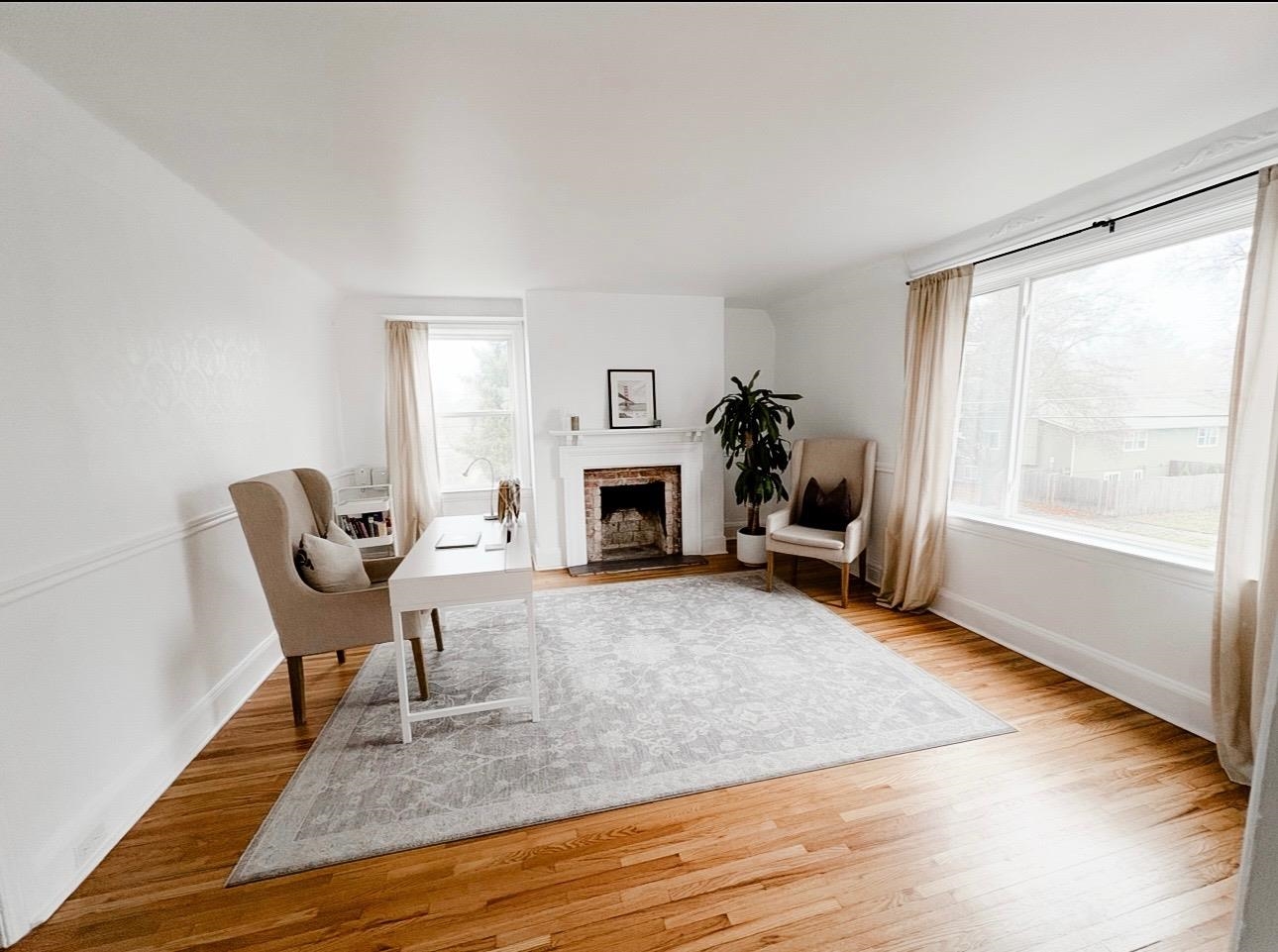 listing main picture