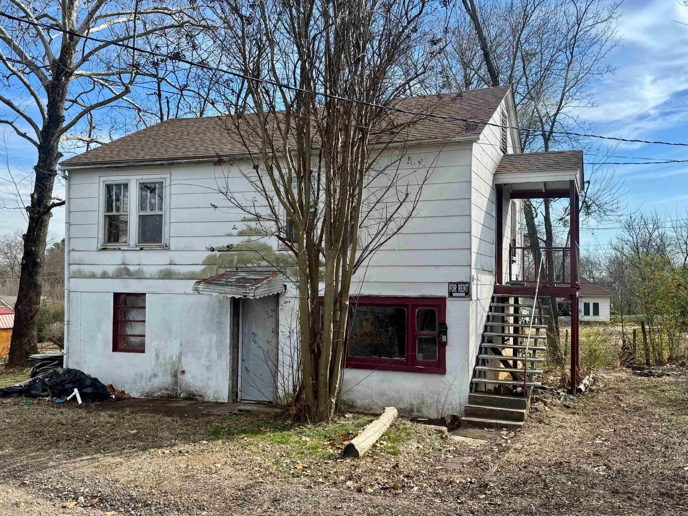 listing main picture