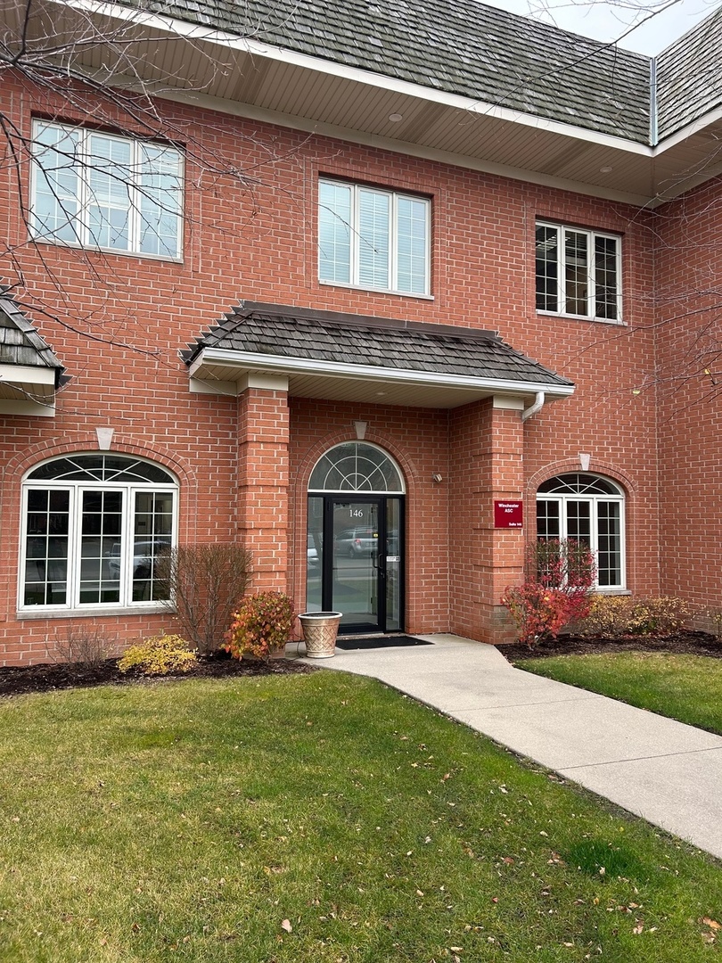 listing main picture