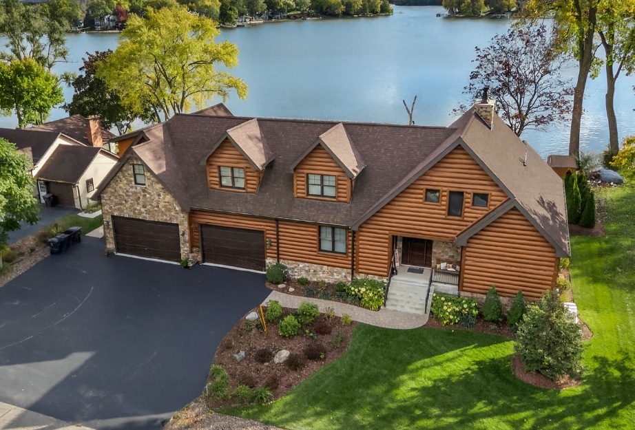 listing main picture