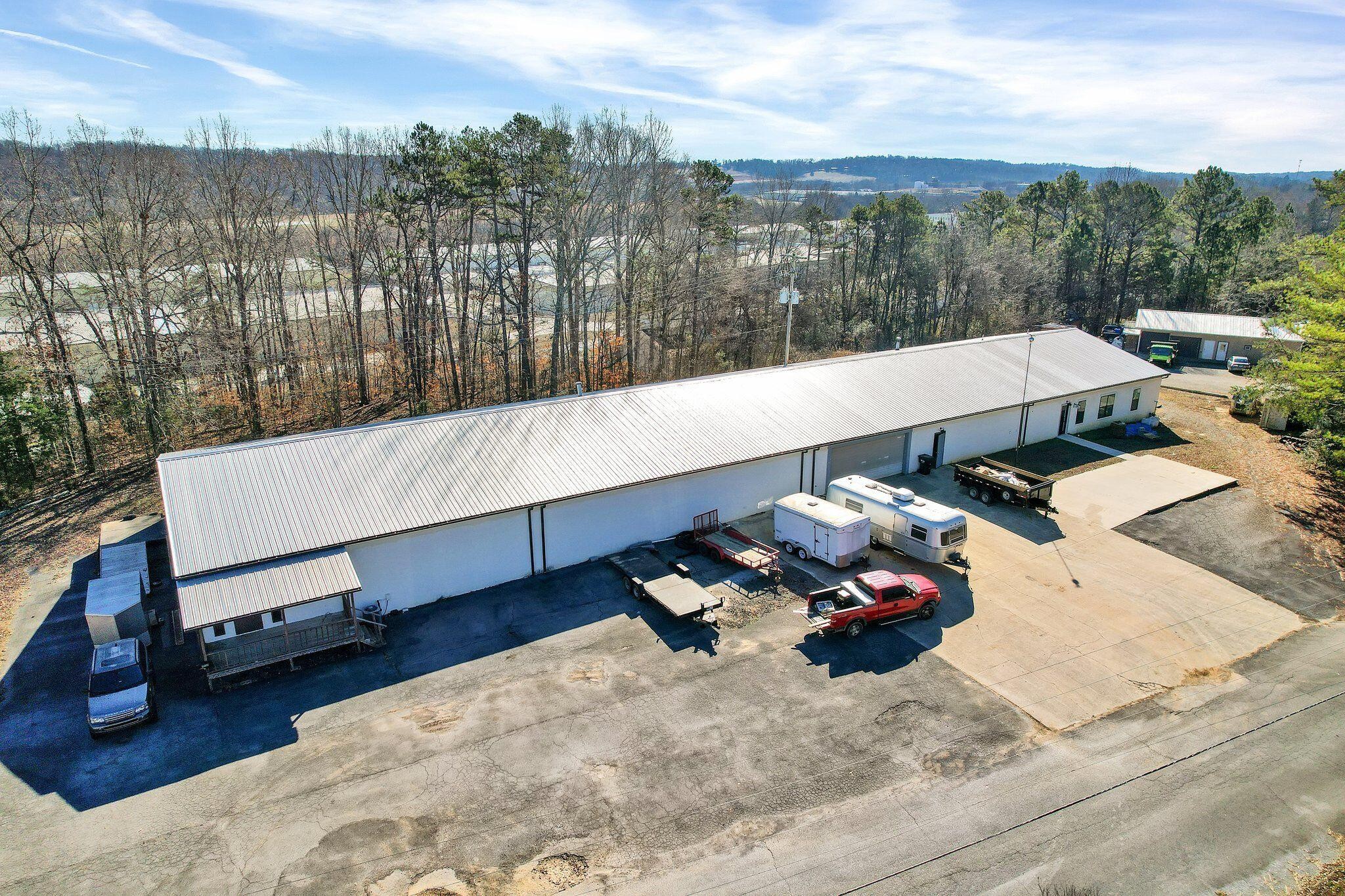 listing main picture