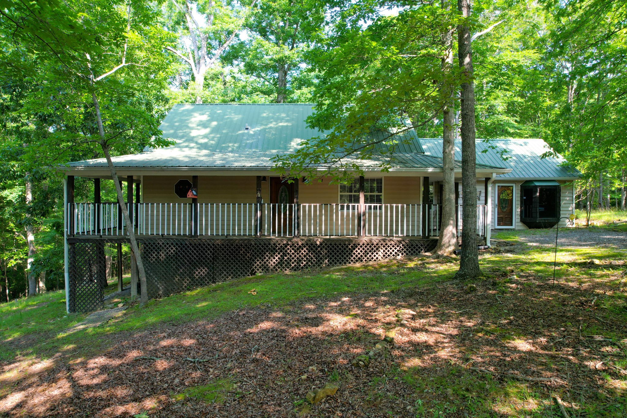 listing main picture