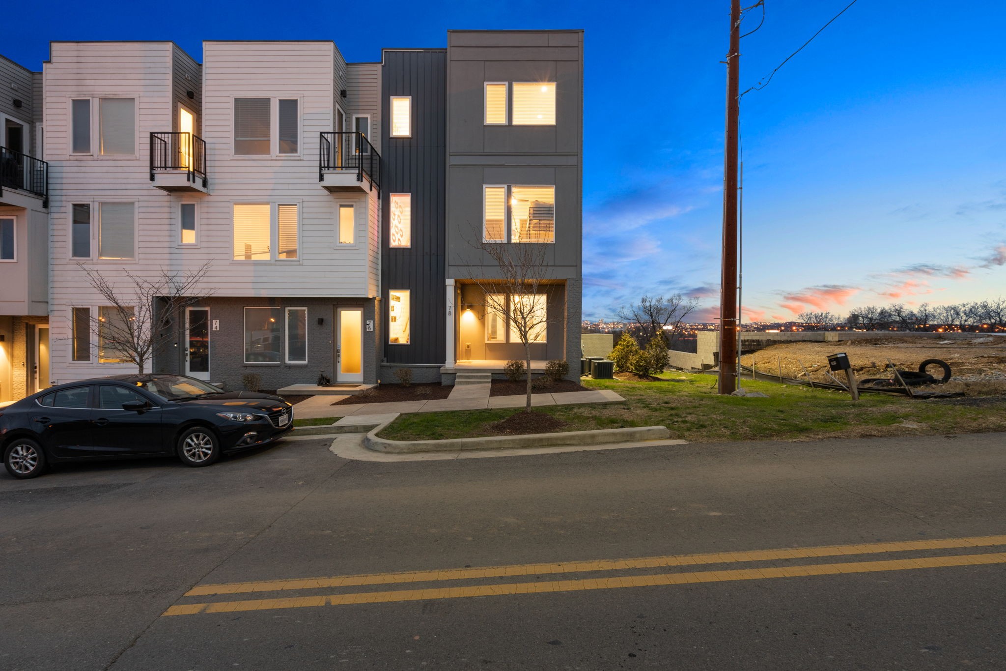 listing main picture