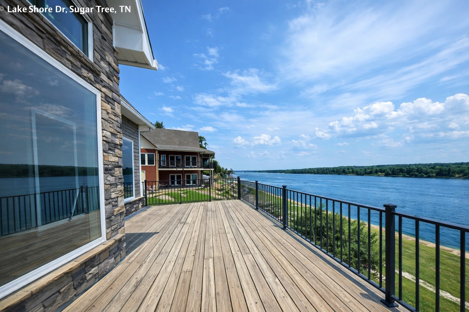 listing main picture