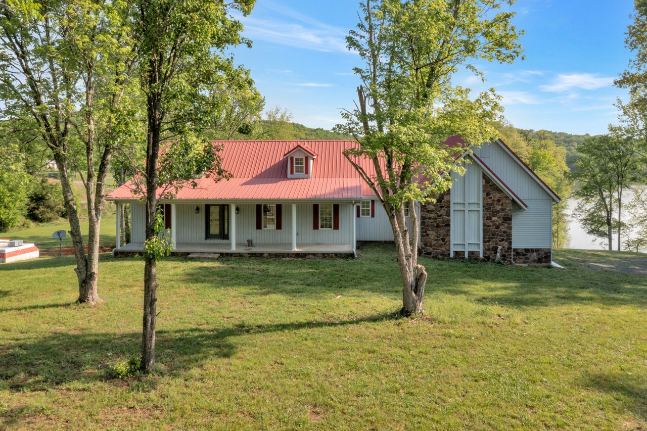 listing main picture