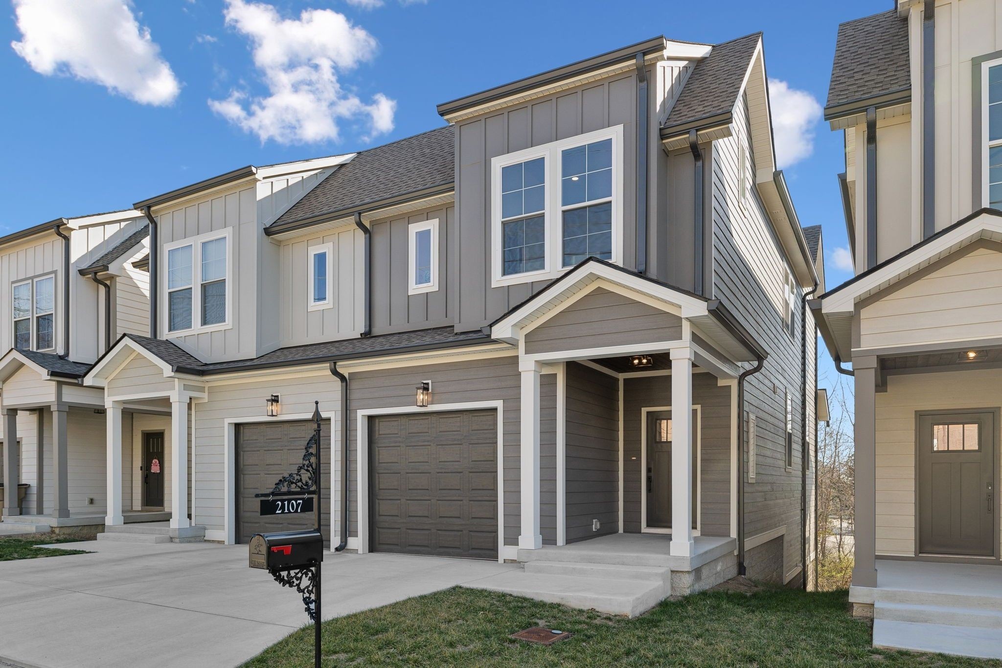 listing main picture