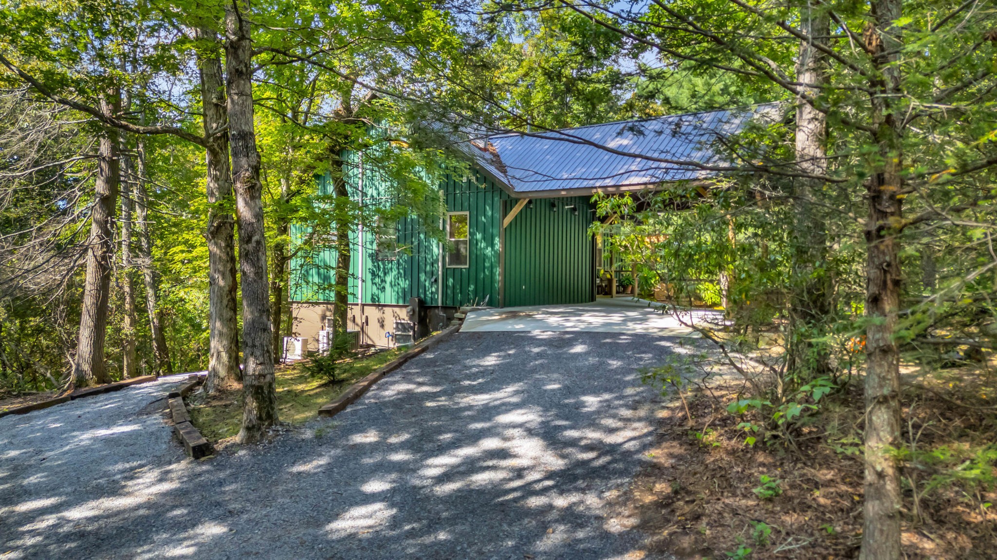 listing main picture