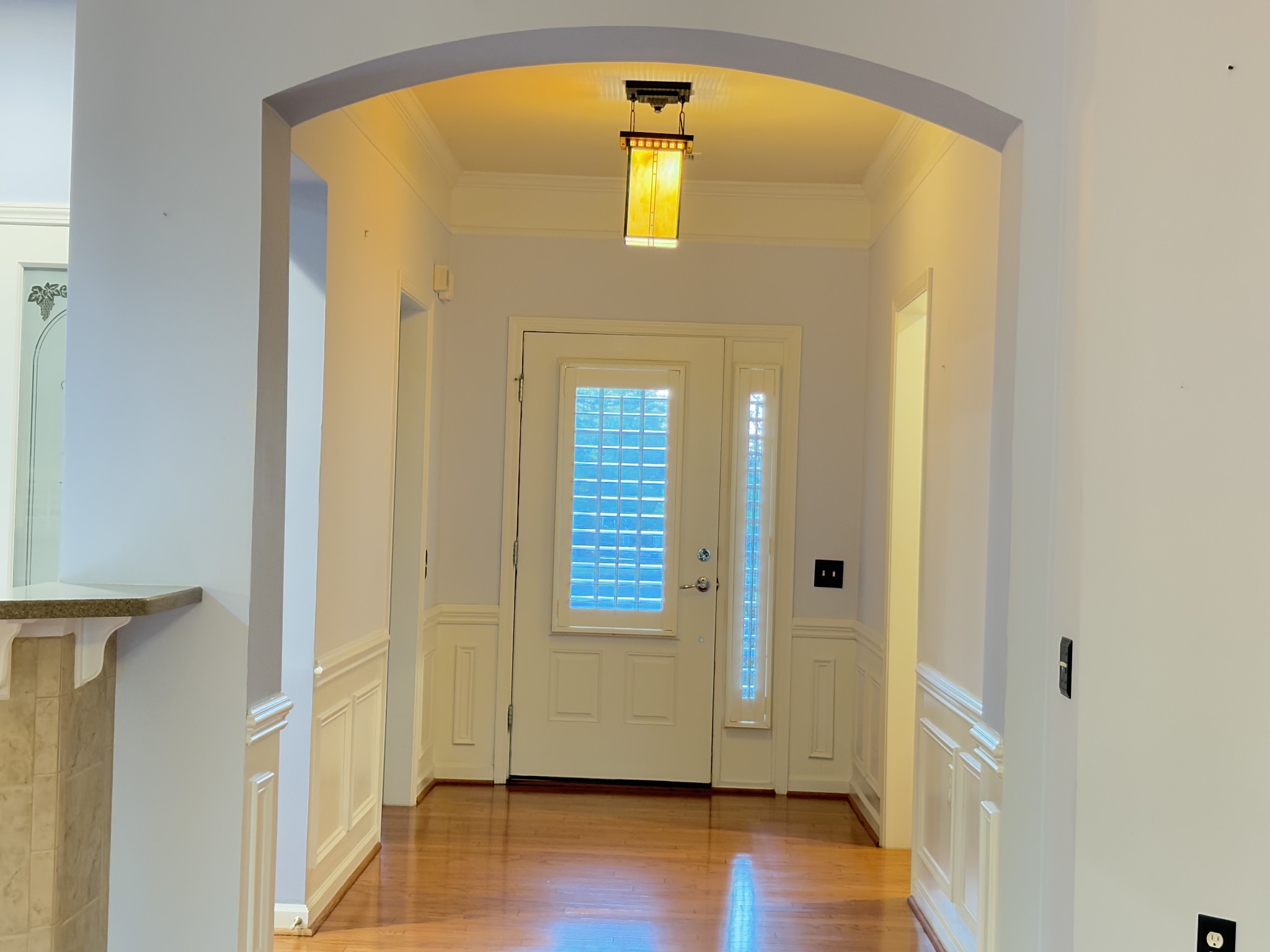 listing main picture