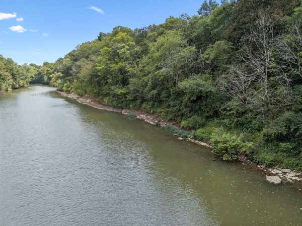 listing main picture