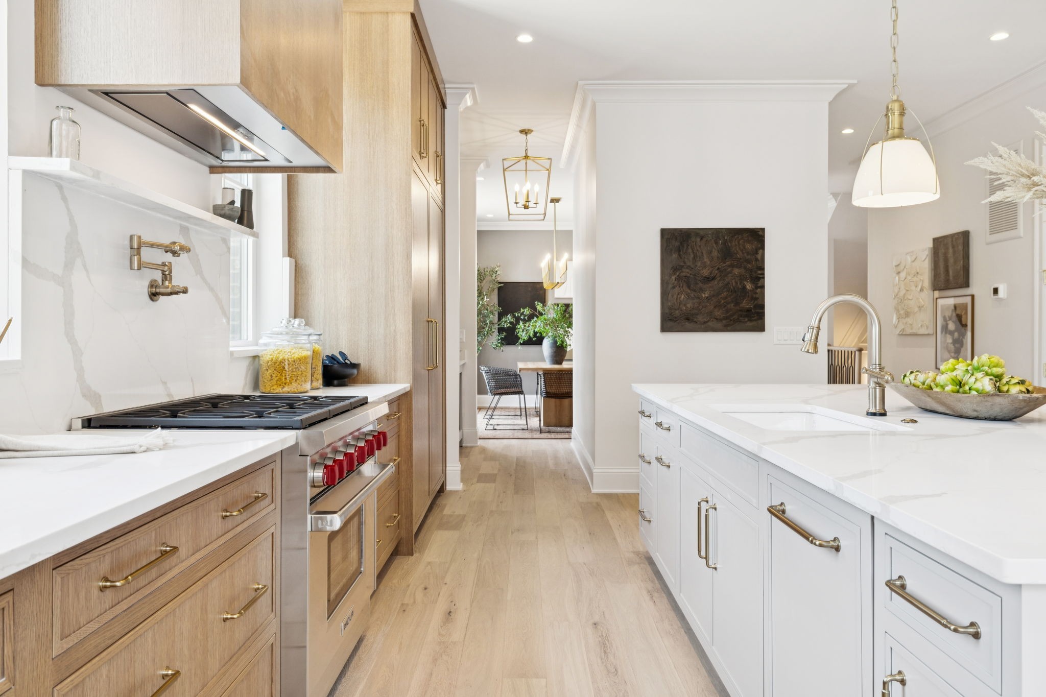 listing main picture