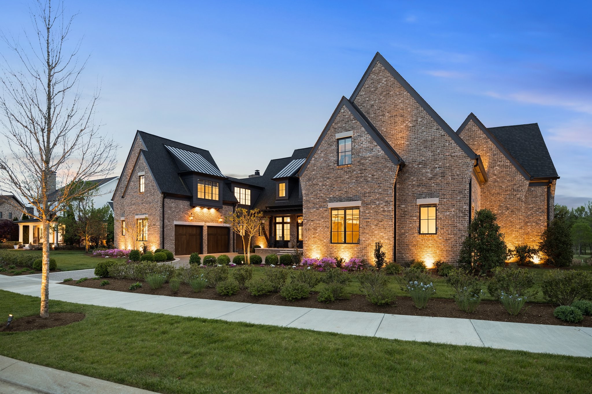 listing main picture