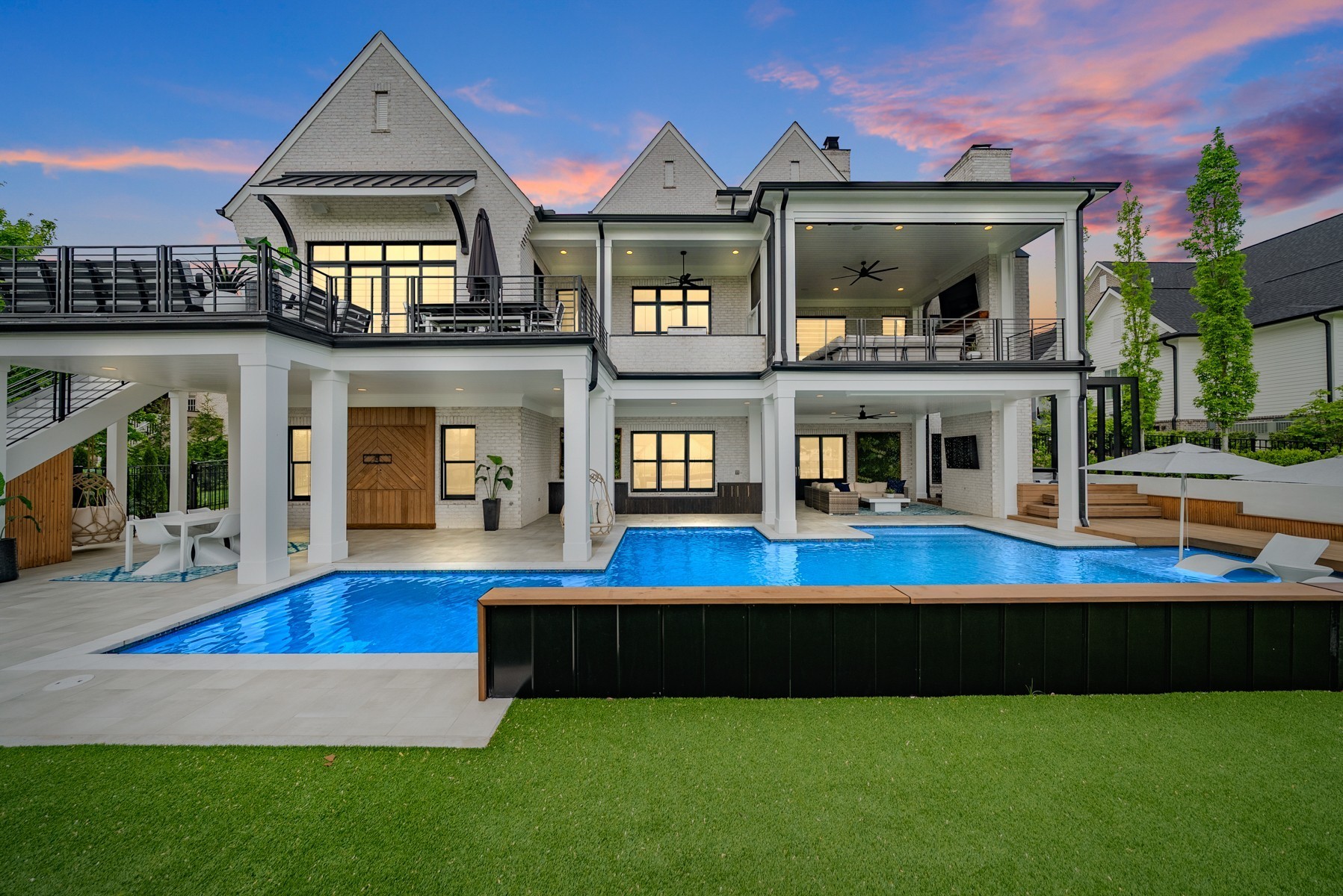 listing main picture