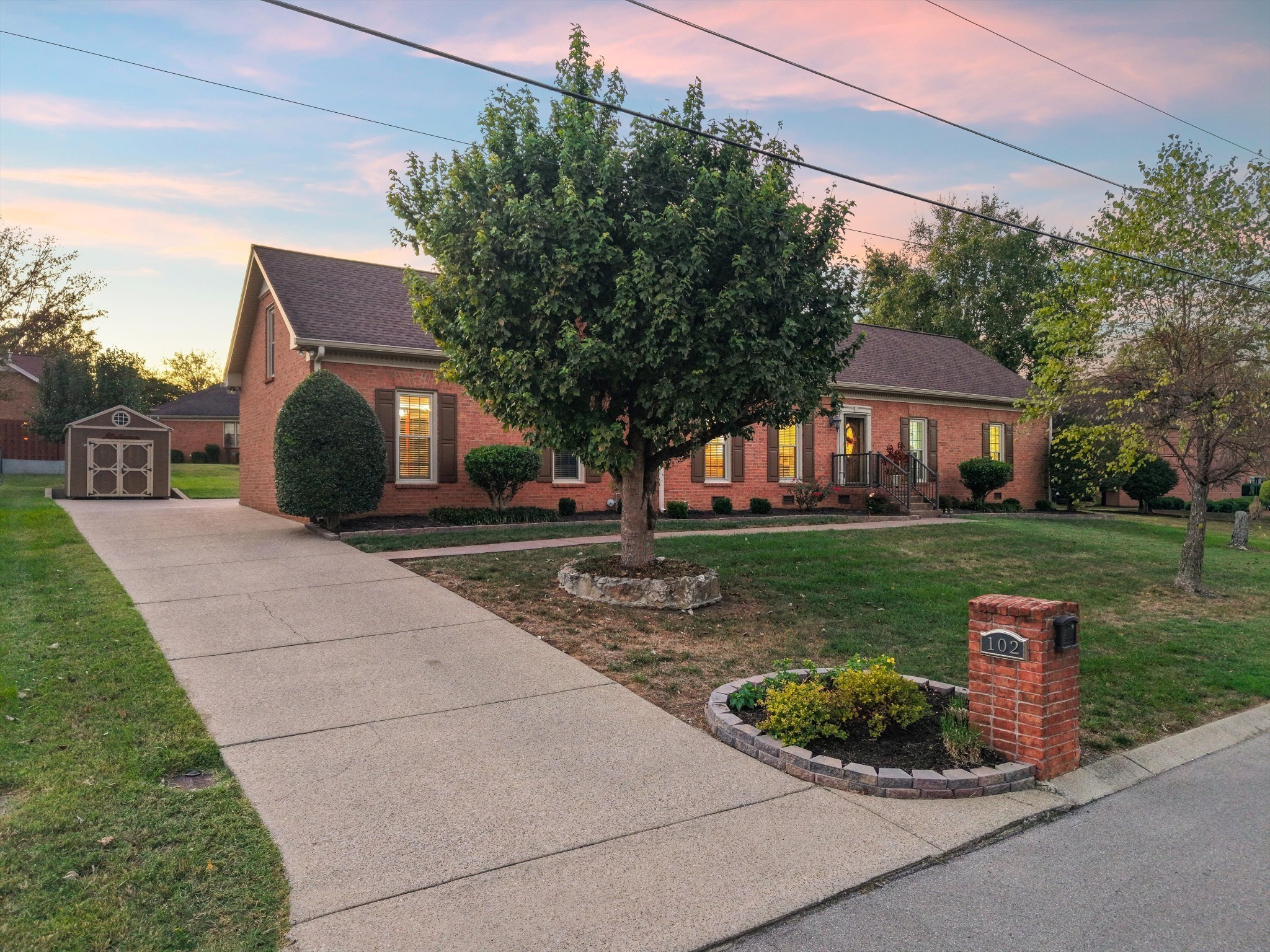 listing main picture