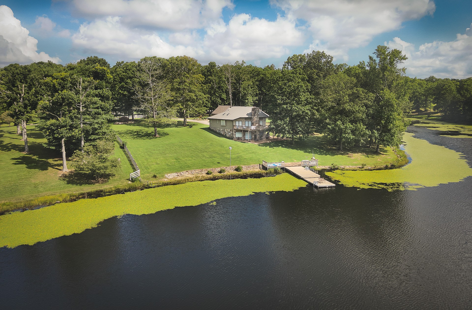 listing main picture