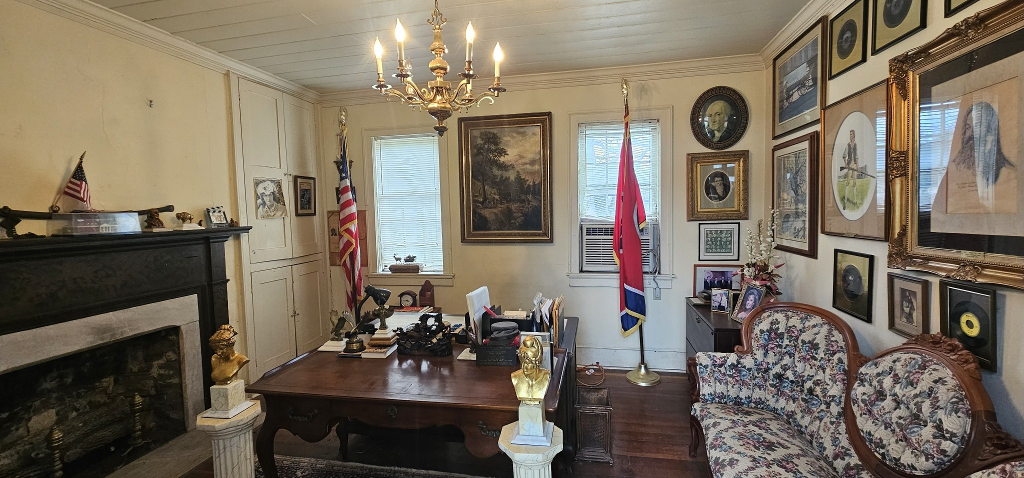 listing main picture