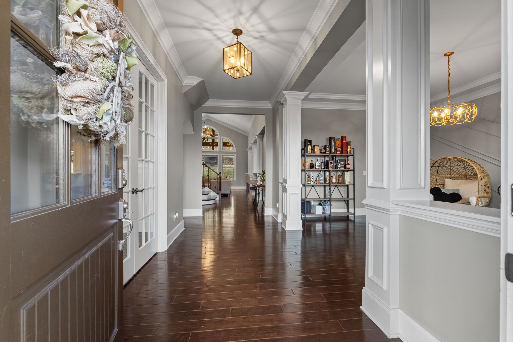 listing main picture