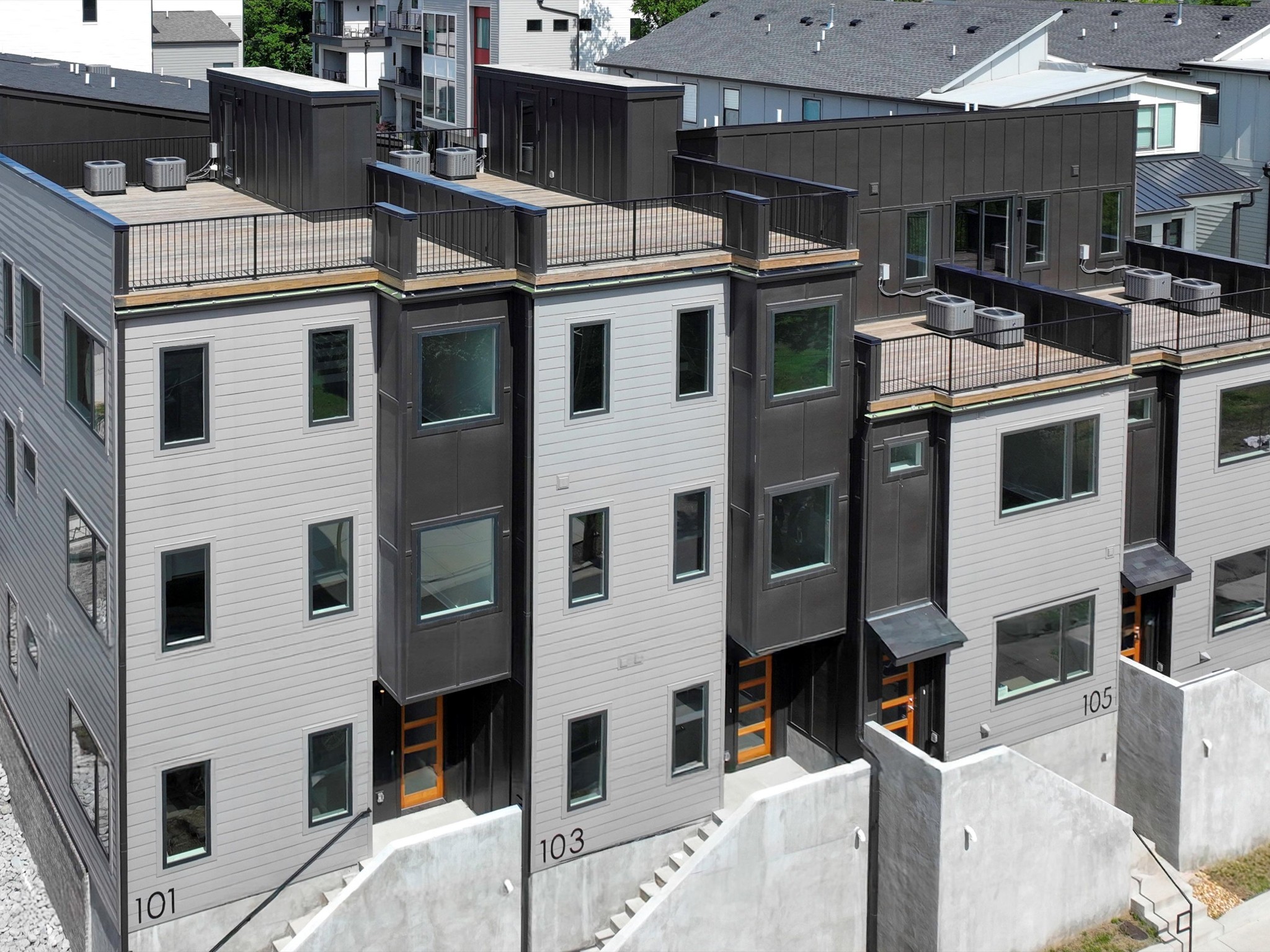 listing main picture