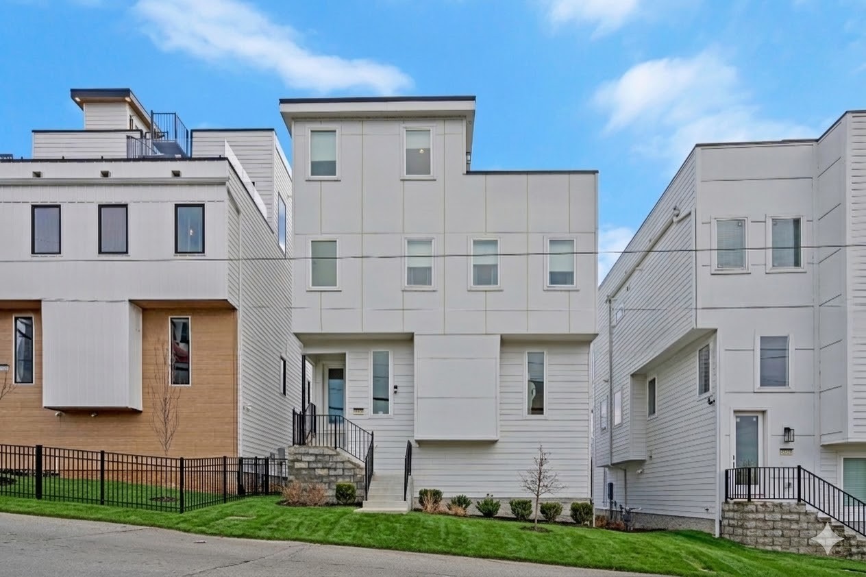 listing main picture