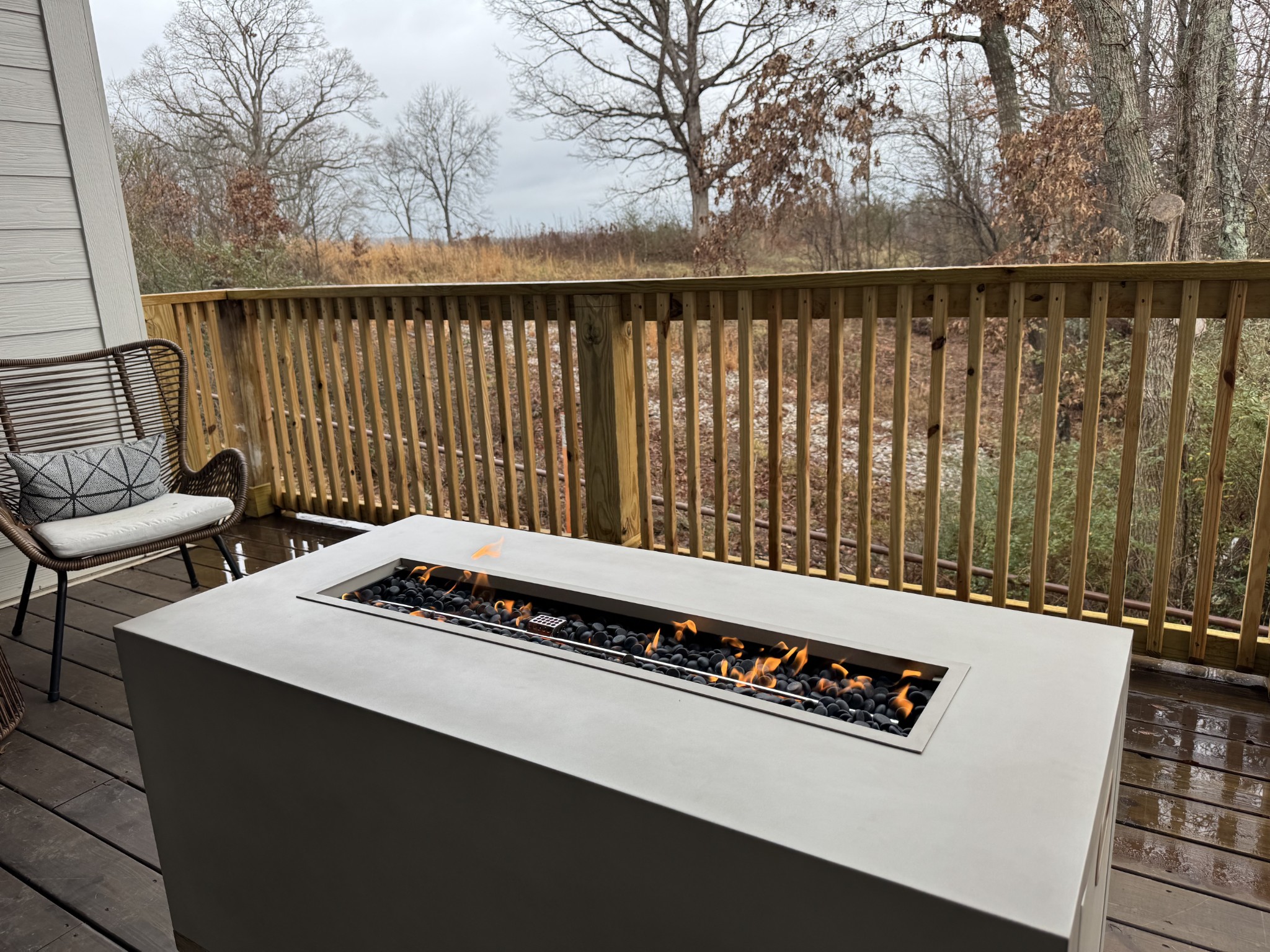 listing main picture