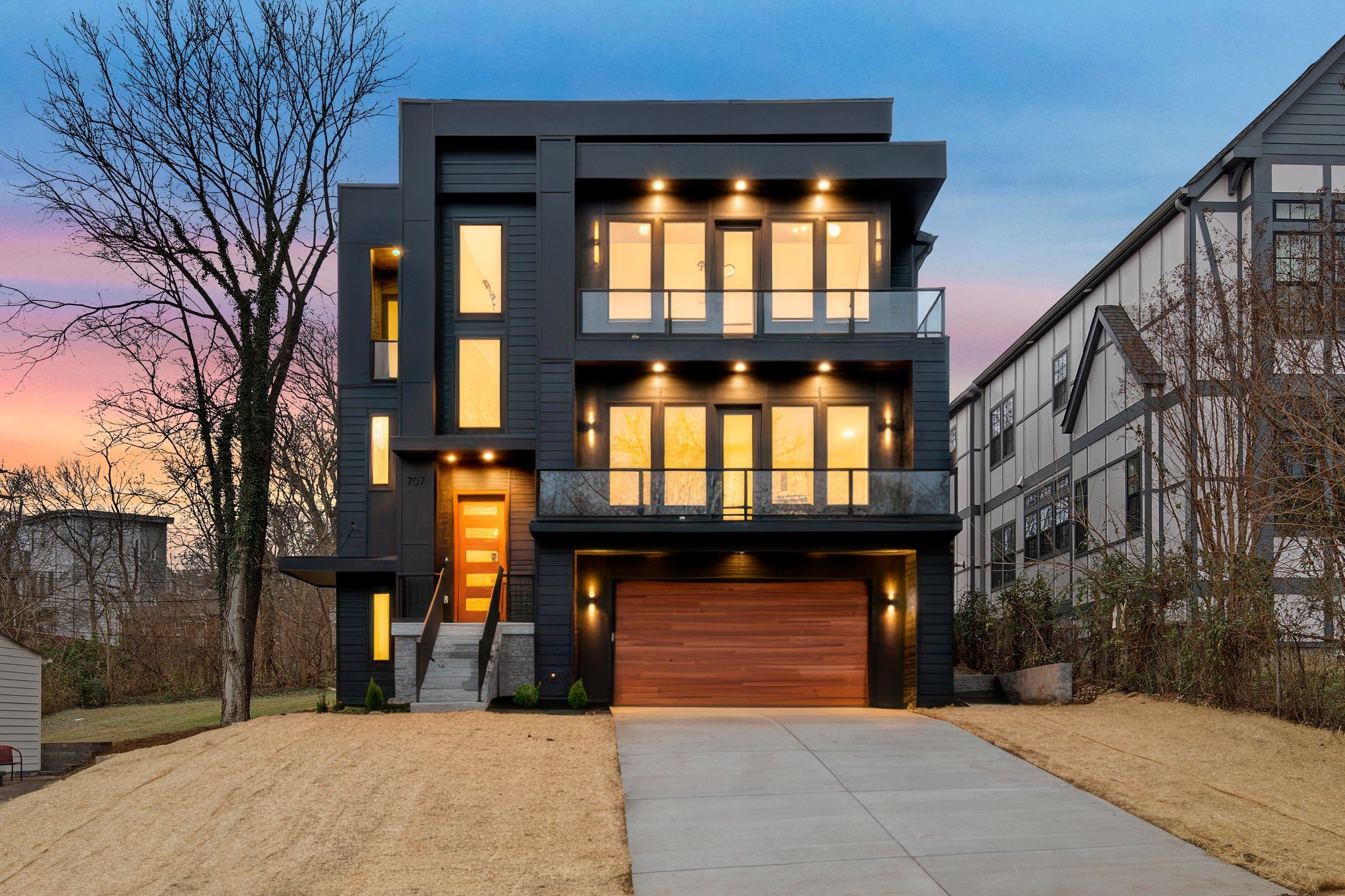 listing main picture