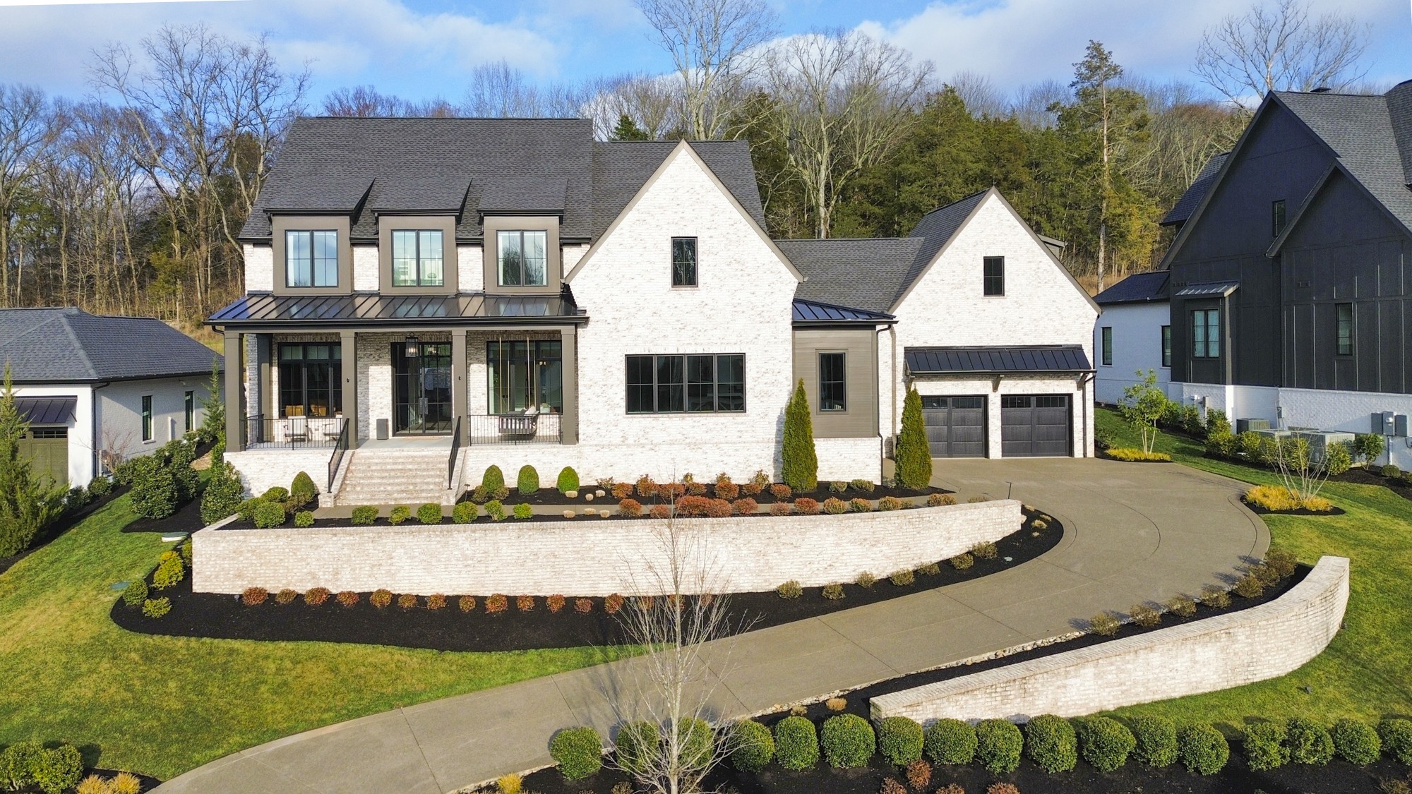 listing main picture