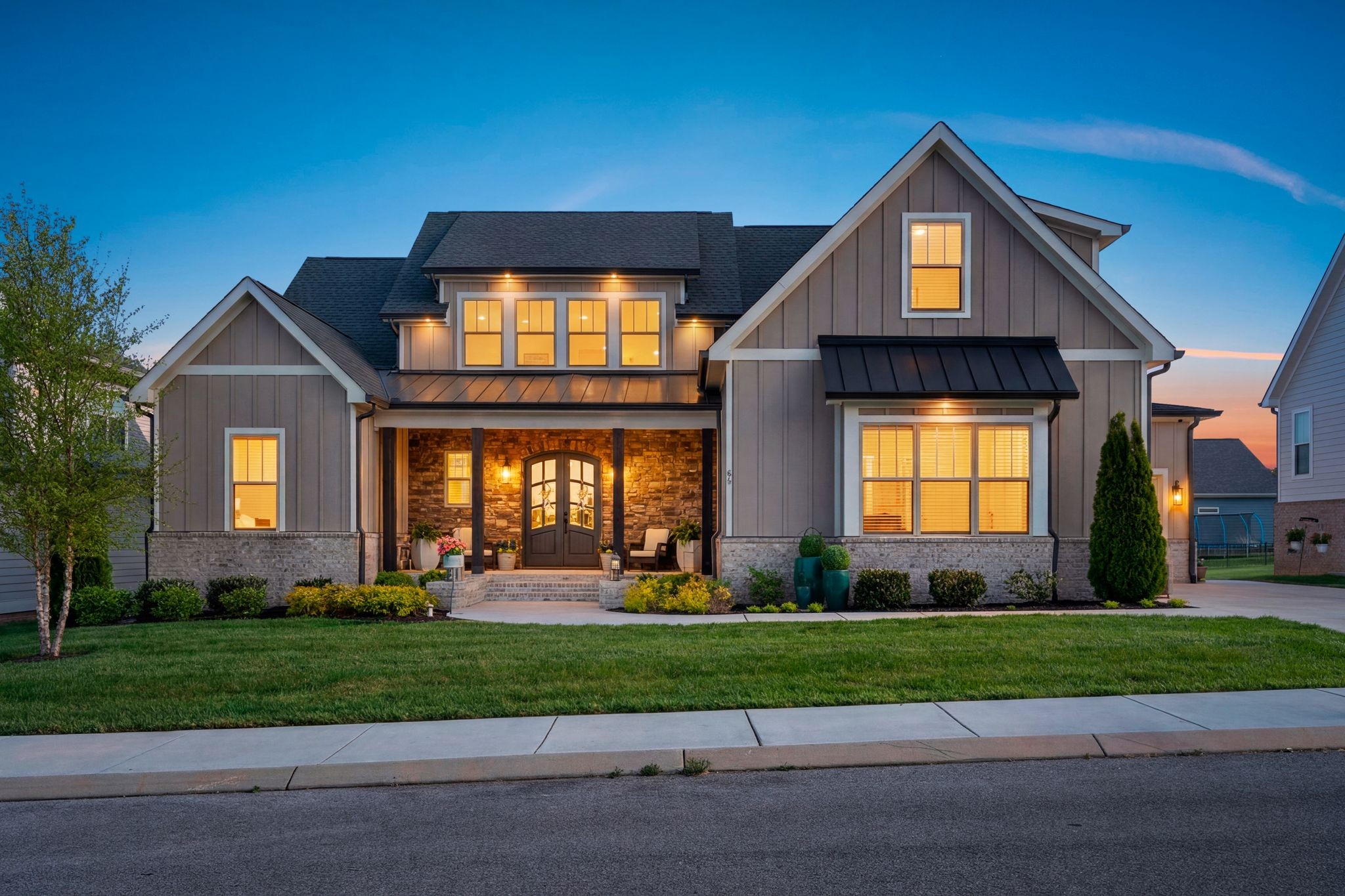 listing main picture