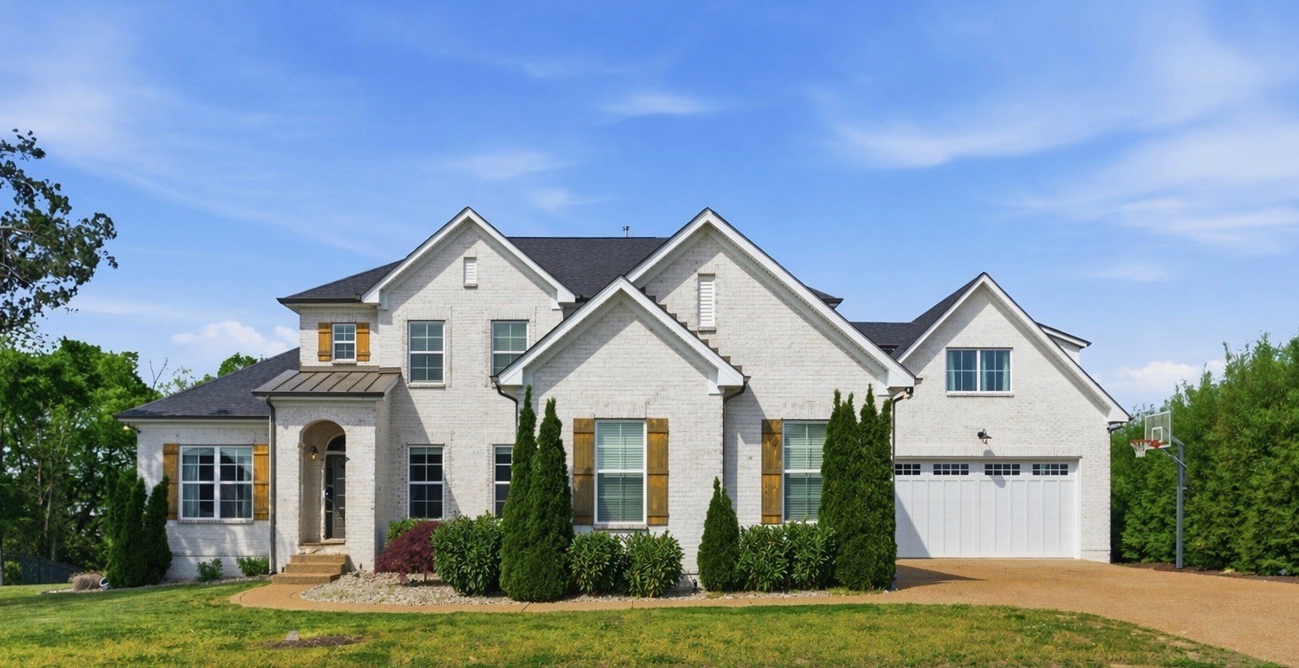 listing main picture