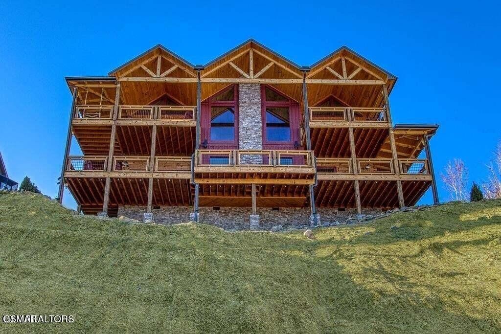 listing main picture