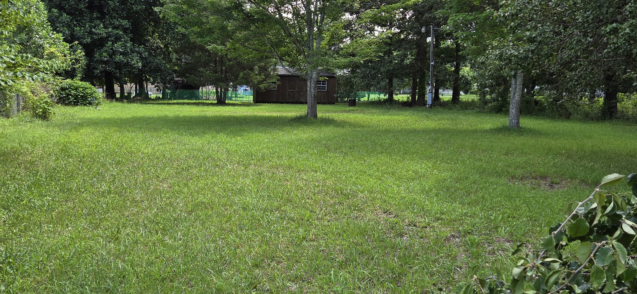 listing main picture