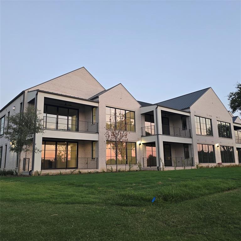 listing main picture