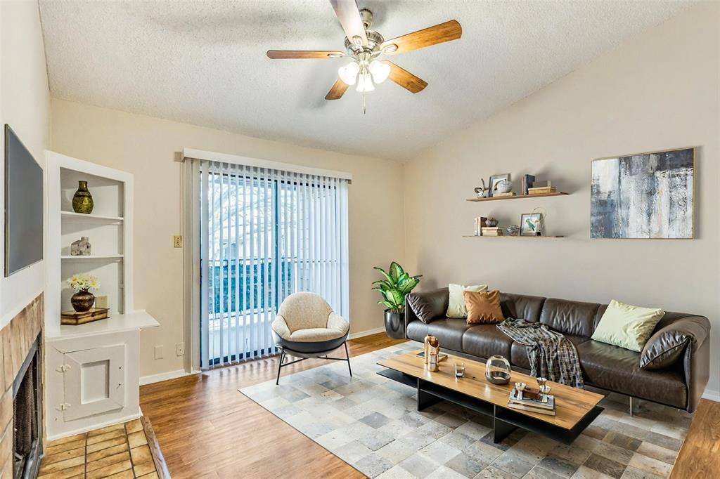 listing main picture