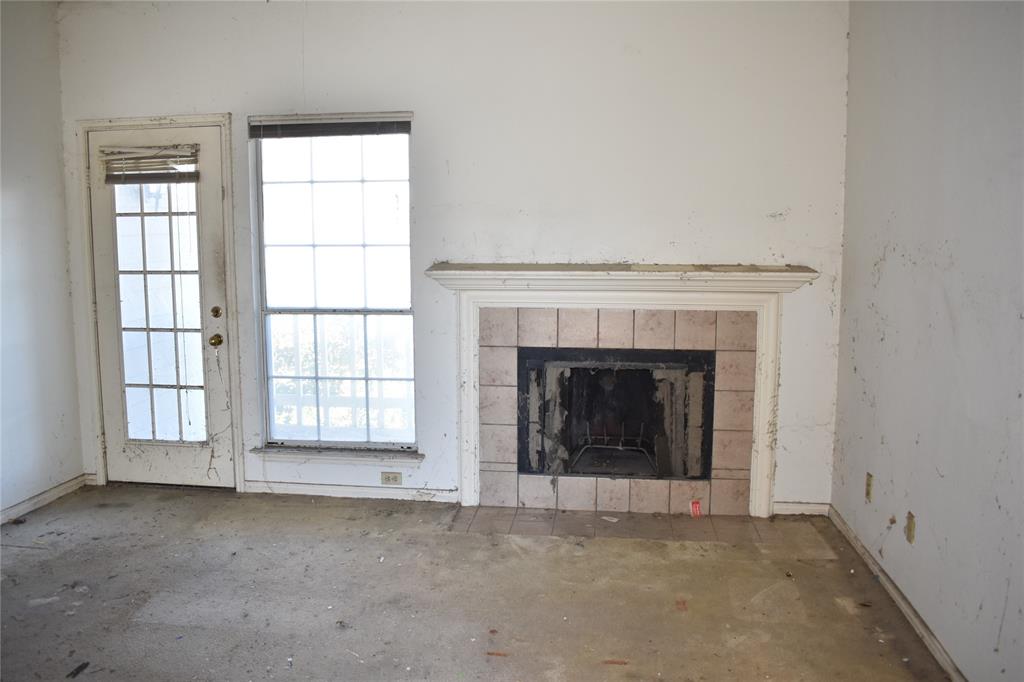 listing main picture