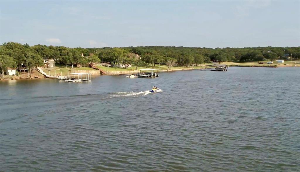 listing main picture