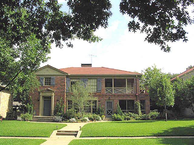 listing main picture